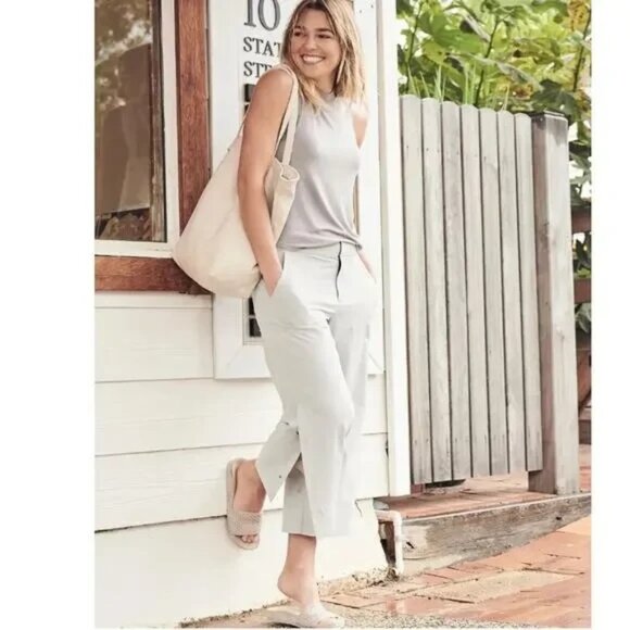 ATHLETA Pants - ATHLETA Tribeca Side Snap Wide Leg Crop Pants in Silver Gray Size 10